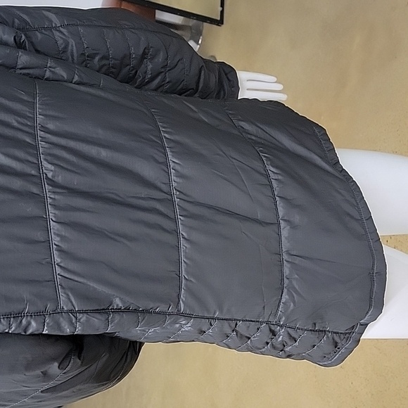 Cabela's Puffer Water Resistant Primaloft Faux Fur Lined Lightweight Size Large - Picture 8 of 15